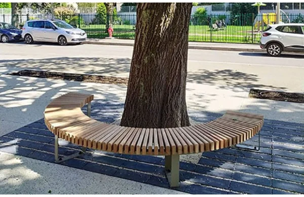 Entourage d'arbre Affinité - Champagne-au-Mont-d'Or Entourage d'arbre Affinité - Champagne-au-Mont-d'Or